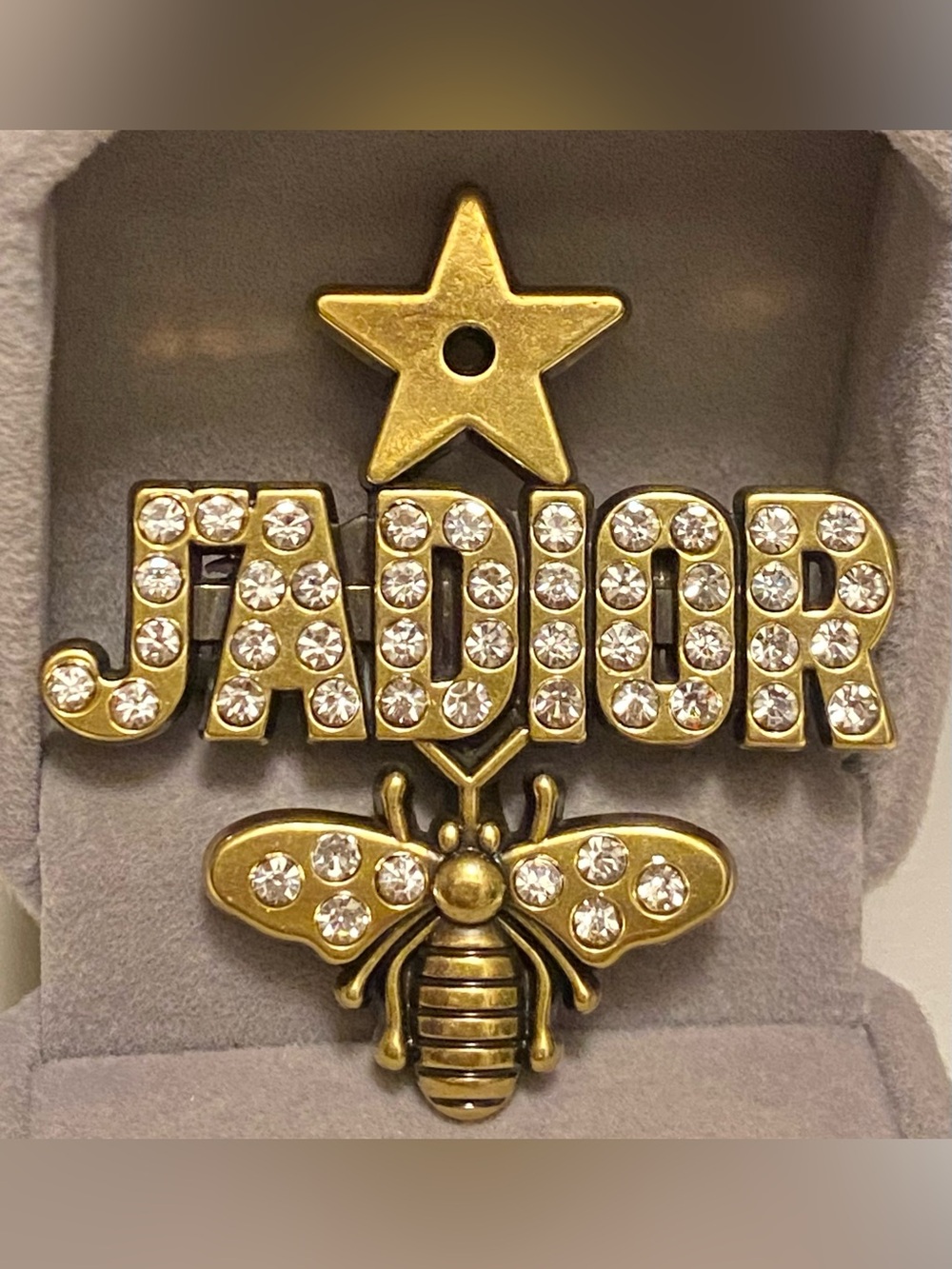 Fashion Jewelry Age Gold Tone-Crystal 'JADIOR' Luxury Brooch with Bee and Star